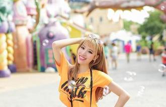 AISS爱丝(黄金版) - 小心，亚美依逛街时候的写真会让你想买买买！