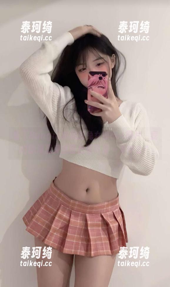 看了Bangni邦尼的兔女郎cos图片，我的脑海里突然冒出猫耳朵…为什么？