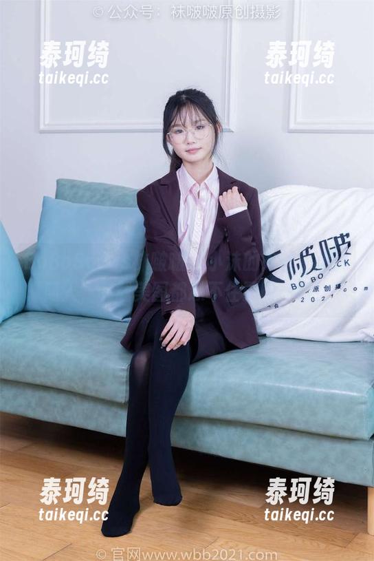 BoBoSocks袜啵啵 - 小沫的肉丝，光亮照人，下载美图都忍不住要咬一口！