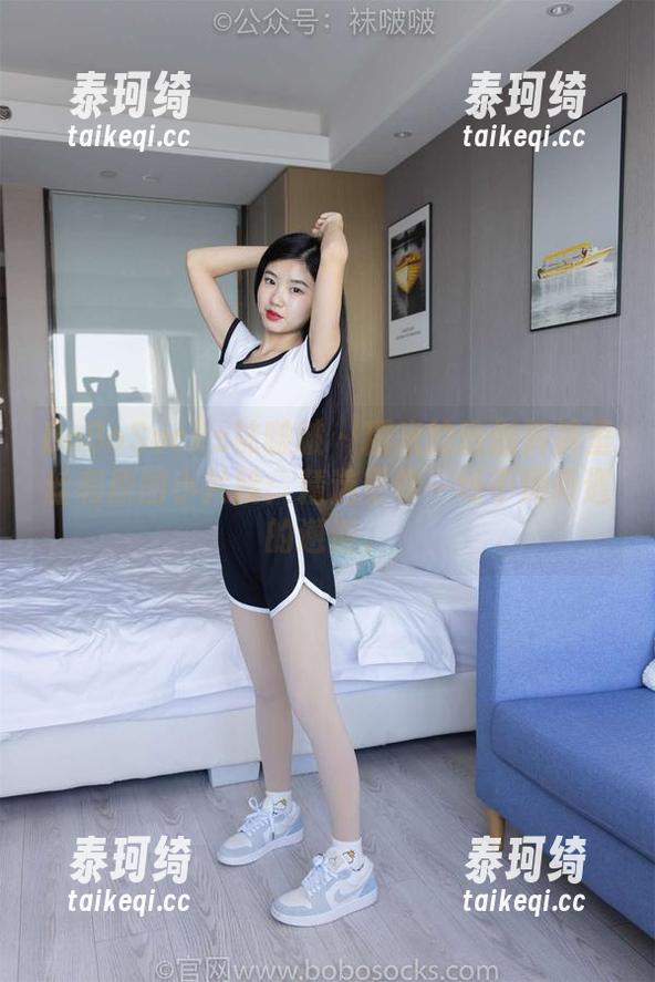 BoBoSocks袜啵啵 - 糯米的瑜伽裤裤里丝和原图小片段：精选更像一场不期而遇的邂逅。