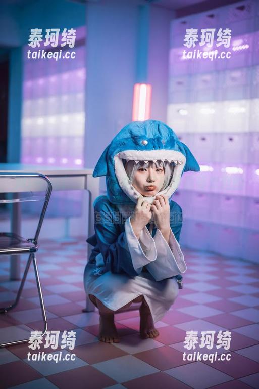 Mimmi(밈미)与泳衣：写真界最受欢迎的滑稽搭配！
