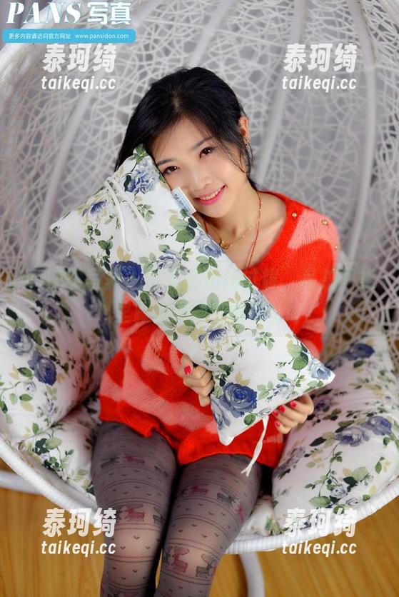 PANS写真-雪儿 PANS写真 - 雪儿的新模试镜,私拍图集里藏着细腻的惊喜。