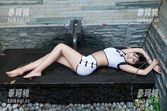 TuiGirl推女郎 - 浴缸随想——小九九图集的资源让人不禁联想