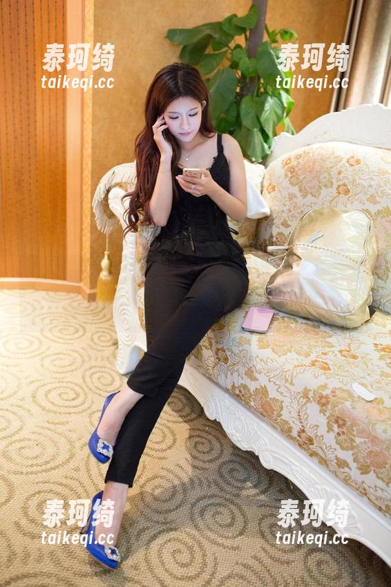 TuiGirl推女郎-林清儿 TuiGirl推女郎 - 林清儿的办公室照,美图带你没节操,谁说不能这么轻松工作?