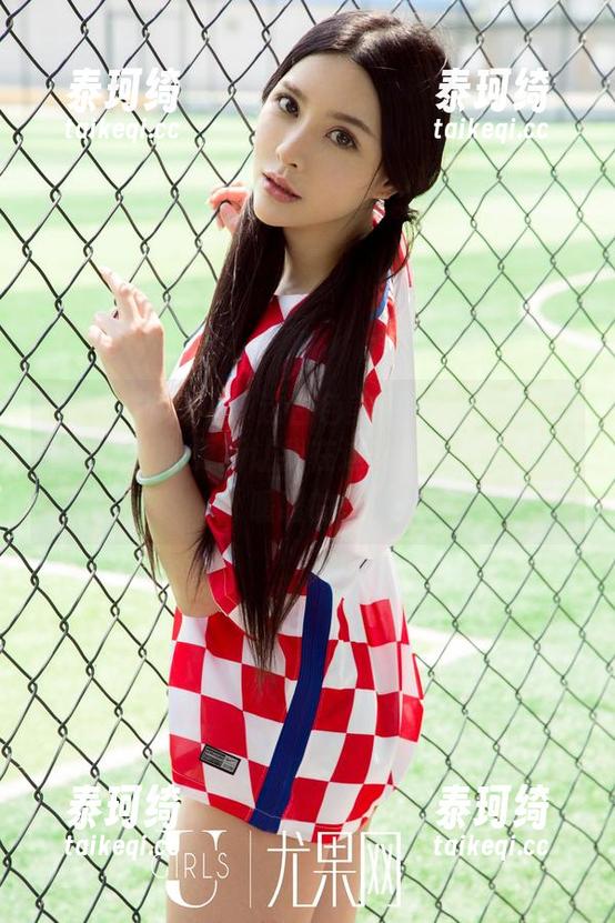 UGirls尤果网 - 这白色美图真的值得一看，郭婉祈的更新让我在这冷淡季节里心里暖暖的。