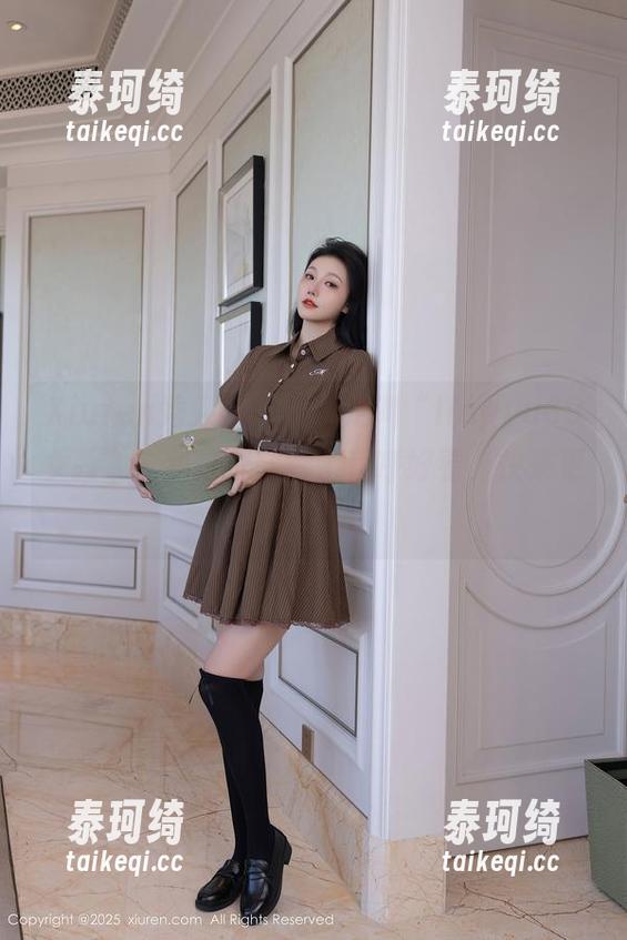 Xiuren秀人网 - 你确定叫“lingyu69女孩”？我这套图看了直呼好看，快来更新一下吧！