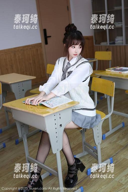 Xiuren秀人网-徐莉芝Botty Xiuren秀人网 - 美脚与写真结合,徐莉芝Botty资源简直让人垂涎
