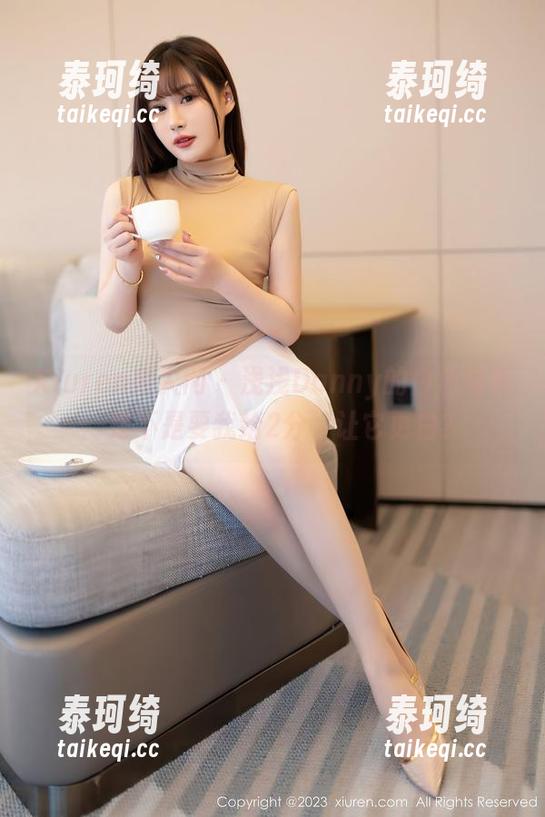 Xiuren秀人网-浅浅Danny Xiuren秀人网 - 浅浅Danny的白色写真:是不是要我给2分,让它更白?