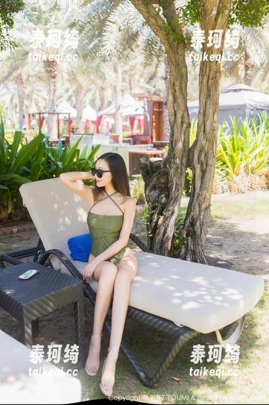 YouMi尤蜜荟 - 心妍小公主的全套写真就像一块抹了油的黄油，更滑更亮，直接取代我的眼霜！