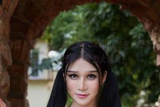 YouWu尤物馆 - 刚刚好，孟狐狸FoxYini的灰丝更新提醒我，不靠近可不行。注意力大解放！