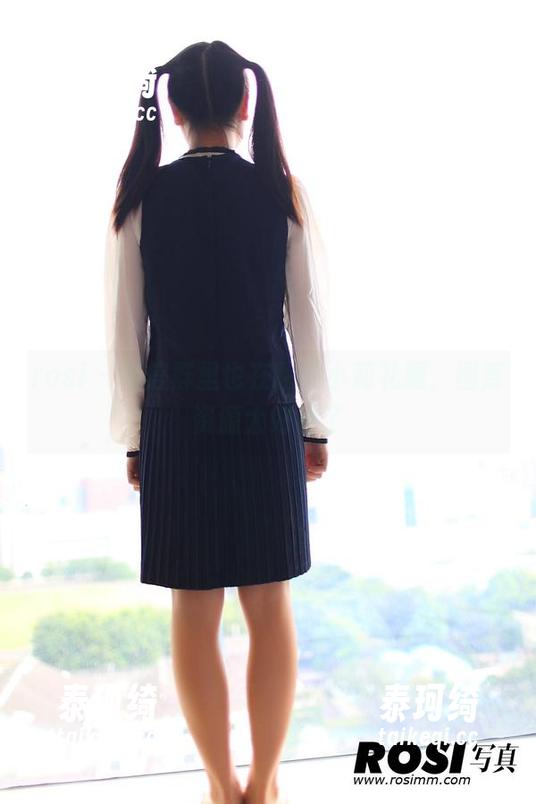 rosi - 微信群里也在聊的小莉礼服，图库资源太好看了