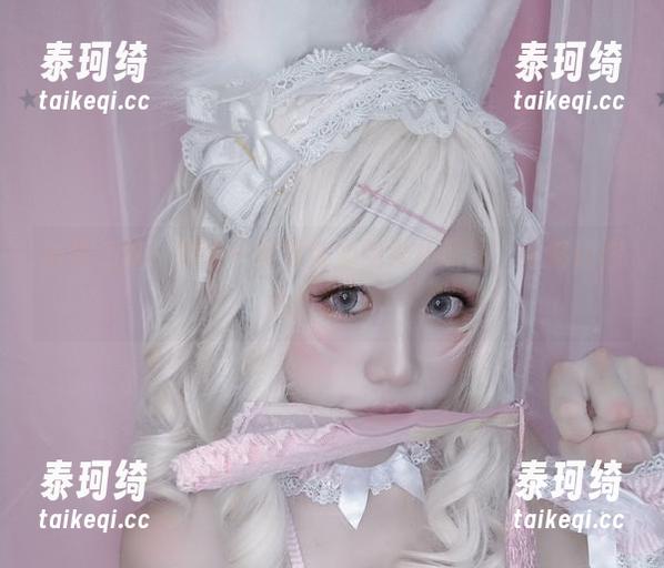 私拍之路：揭晓一笑芳香沁的女仆原图，足够让你心里发痒。
