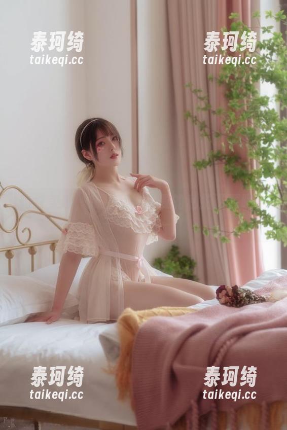 豹纹美感，来搜刮你夏夏的私拍资源吧，吼吼——