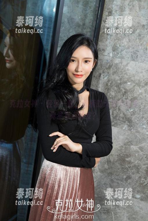 克拉女神 - 轻轻一瞥，雅楠的天使作品集竟然有点调皮？