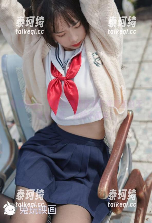 兔玩映画：冷静欣赏师匠和艾米莉亚的无圣光写真，真的不简单！
