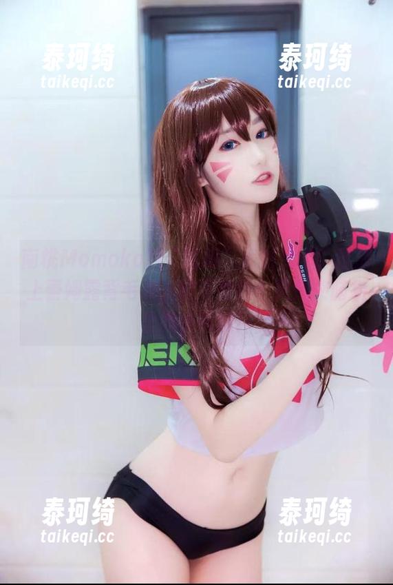 南桃Momoko的“图册”竟然免费？再加上蕾姆露背毛衣，能不爱吗？突突突脑袋里的小电池！