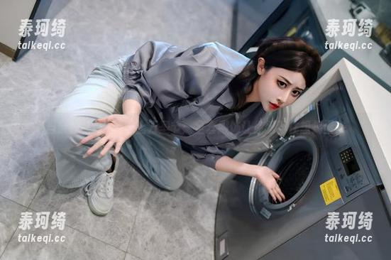 当奈汐酱Nice遇上万圣节：全套服饰让你忍不住想捣蛋！