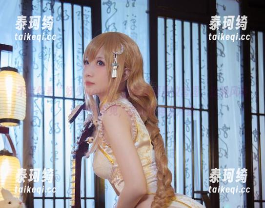 不信你看“妖少you1”的战场原黑仪套图，这种风格还真不多见，能让你停留片刻