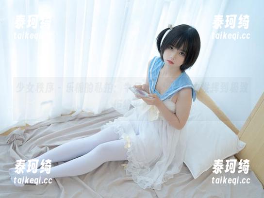 少女秩序 - 乐栀的私拍：牛仔裤，洪荒之力发挥到极致，拒绝平庸！
