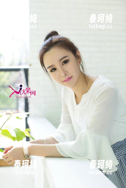 尤果网 - 欣杨Kitty的比基尼，唉，看着美图，我心里已经默默打了折扣。