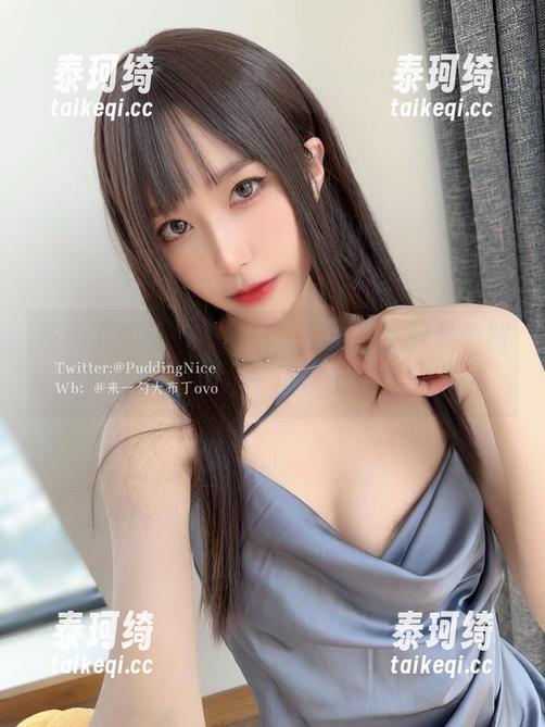 在布丁大法的图集中，湿赤脚不只是个别名，还是一场水上秀！