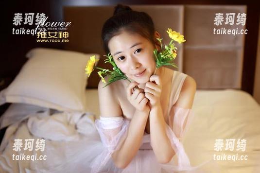 推女神 - 说到穆菲菲的浴室私房图集，为什么每个细节看起来都那么耐人寻味呢？