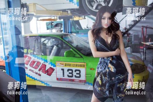 推女郎-哈尼宝宝 推女郎 - 套图的新定义:哈尼宝宝双人更新,我好像懂了也对也不对?