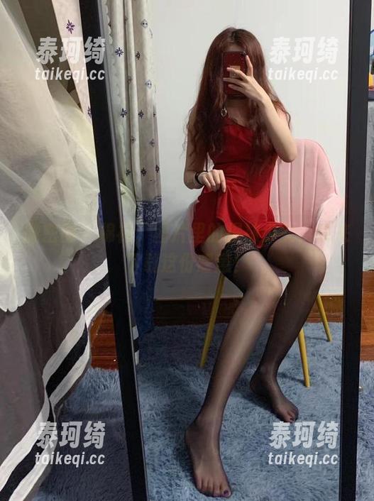 微密圈 - 棉袜，图片里的提袜少女，快来下载这份暖意！