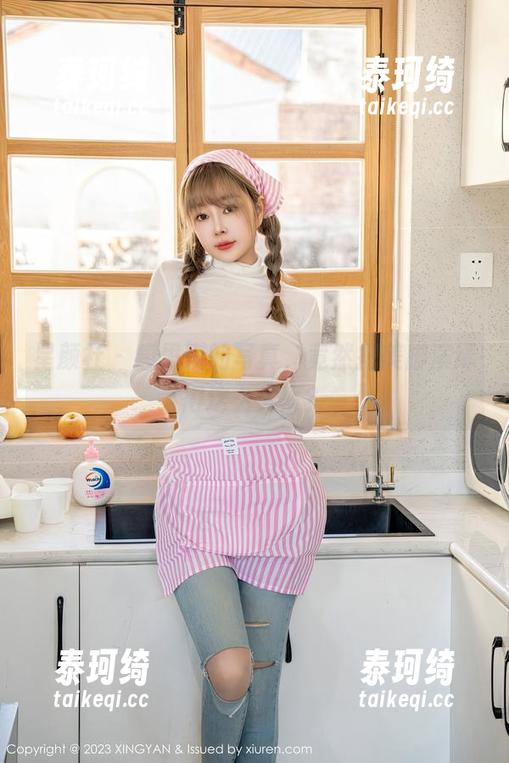 星颜社 - 唐思琪的写真，竟然把美脚演绎得这么无辜？