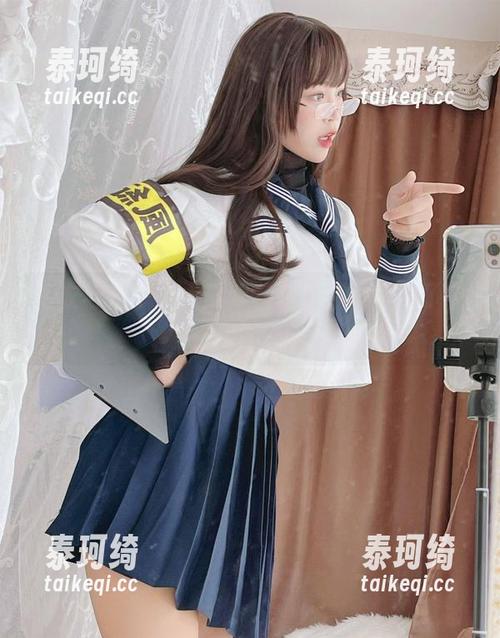 毛衣与杏子夫人：穿着它是不是得到了新技能？