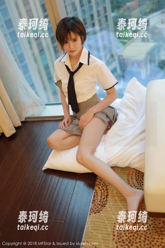 模范学院-Laura苏雨彤 模范学院 - 渐入佳境的Laura苏雨彤,私房图集中散发的甜心气息,真的是神奇的存在!