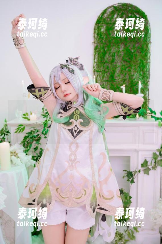爆机少女喵小吉的蕾丝图集又来搞事情，分享给你的朋友，顺便来场蕾丝投票？谁最能驾驭它！