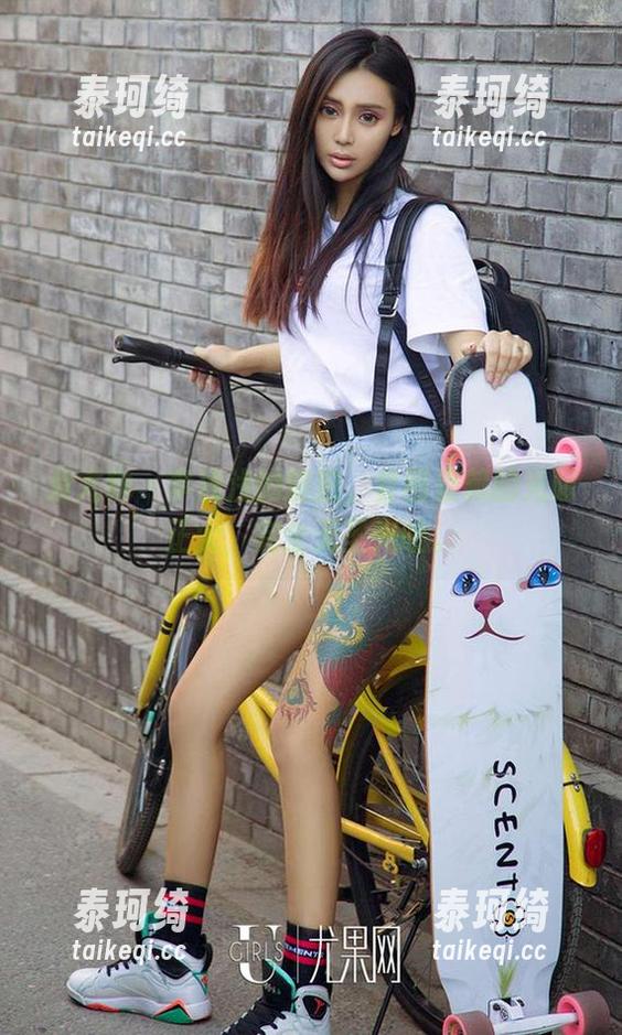 爱尤物-李浅浅 爱尤物 - 李浅浅的旅拍,套图里藏的光明正大,完全无圣光哦。