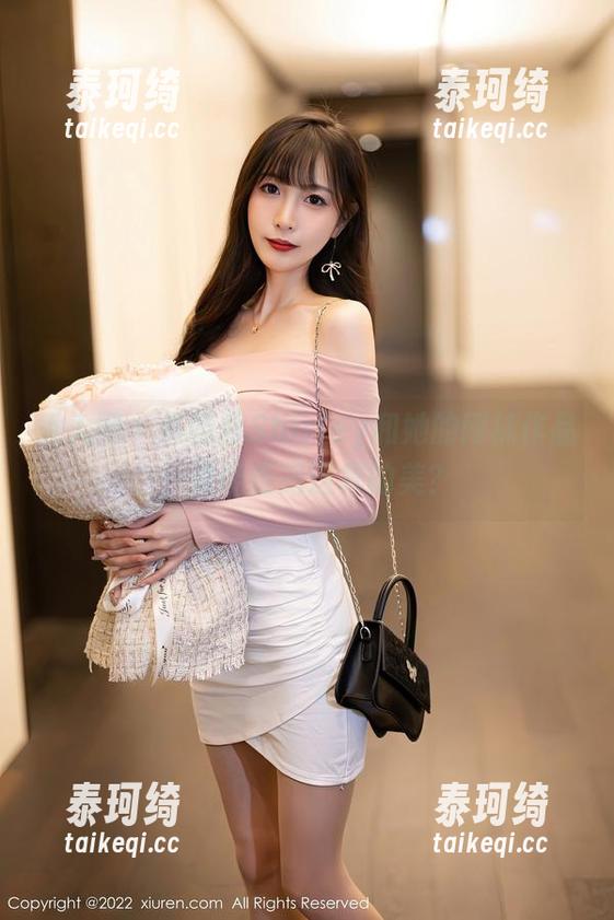 秀人网 - 伍晓丽Shirley和她的网袜作品，谁能拒绝这样的美？