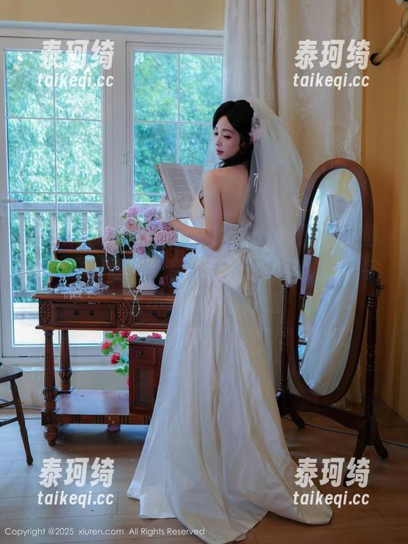 秀人网-周于希Sandy 秀人网 - 带着周于希Sandy的黑丝美腿踏入这组写真,我的想法已经迷失了,完全不知如何再前进