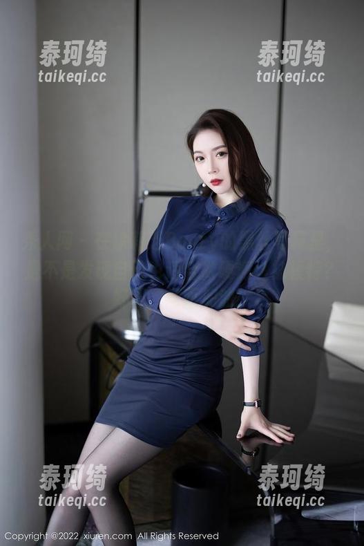 秀人网-徐莉芝Booty 秀人网 - 在徐莉芝Booty的黑丝写真里,是不是发现自己也适合做硬派丝袜模特?好吧,泡面加油!