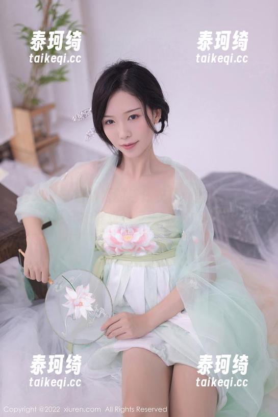 秀人网 - 潘娇娇的连体衣集：图包分享，谁说穿衣没戏？反正就来试试呗～