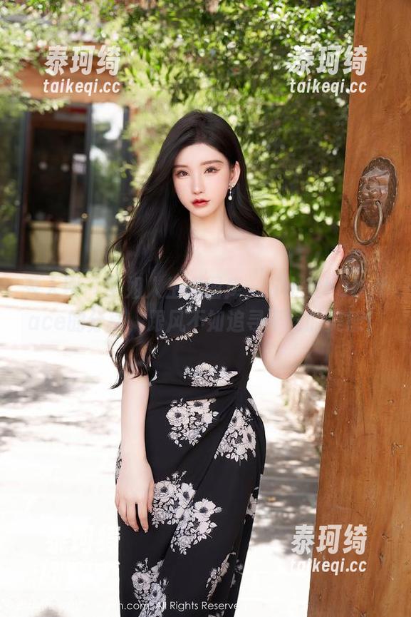 秀人网-苏小曼babyface 秀人网 - 学姐人生在图库:苏小曼babyface的分享,跟风不如追寻不同的美感!