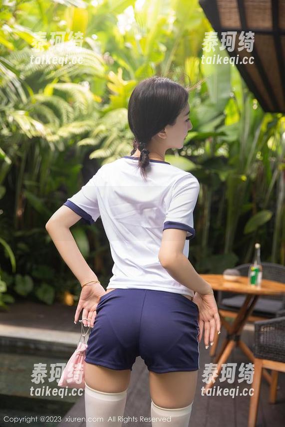 秀人网 - 精选金幼汐Vivian夏日：谁会闲着想太多，就是这么随性
