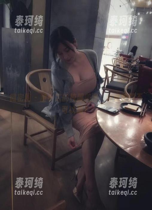 童小芯 微密圈 - 童小芯的校服美图,谁说校园不可以潮?