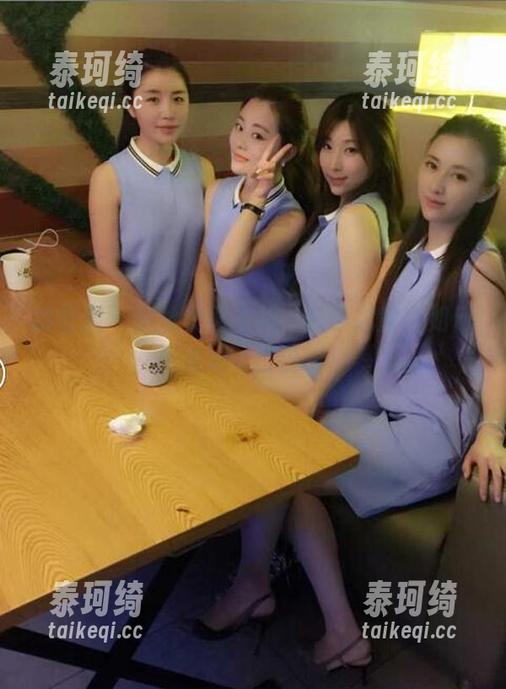 微密圈 - 黑丝美图上线，童小芯教你如何优雅地‘打扮’！