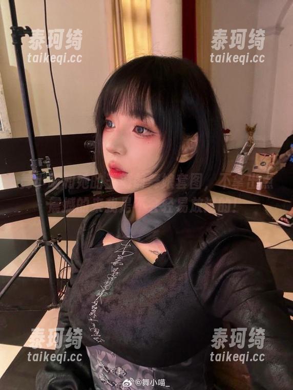 舞小喵和她的玉藻前舞娘套图，不拿出点震撼的来我是不会轻易放过的！