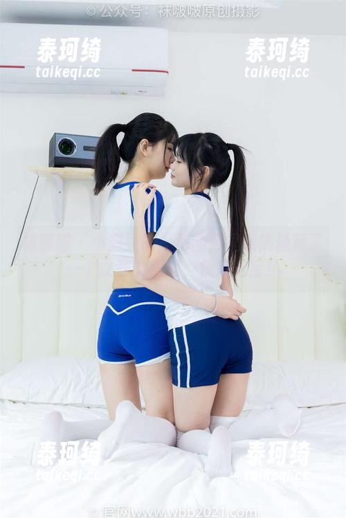 袜啵啵 - 小甜豆的福利图集里居然隐藏了一个女孩的树洞，快来挖宝！