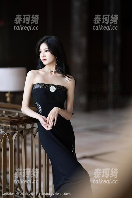 语画界 - 绯月樱_Cherry的新户外图包，配色和构图怎么这么到位，真让我咋舌！